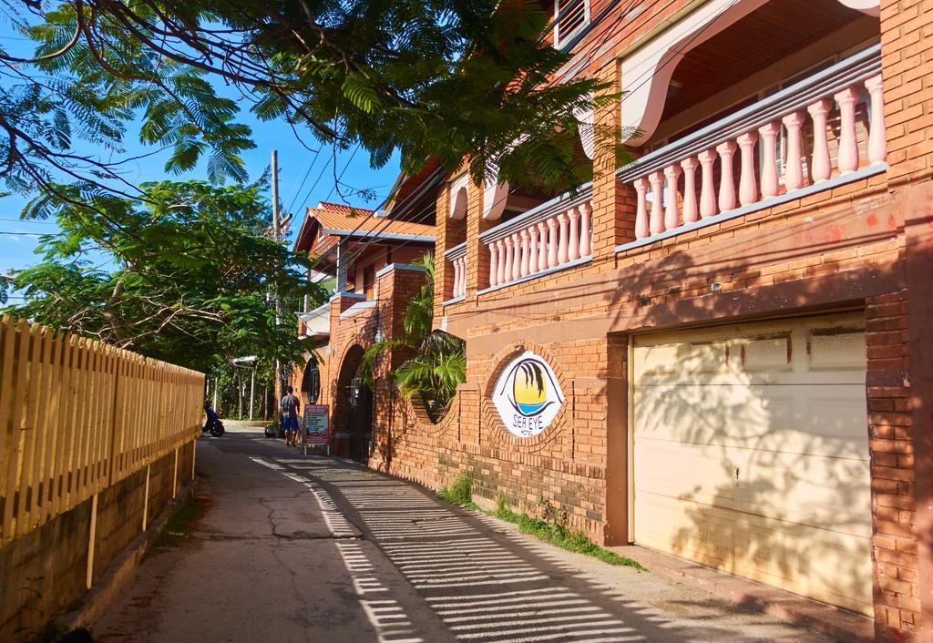 Sea Eye Hotel - Laguna Building ウティラ エクステリア 写真